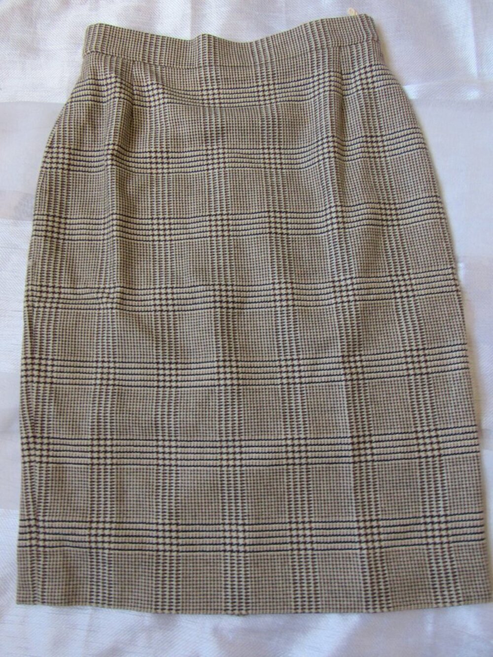 Escada Women wool(89%) Skirt. sz 38(EU), made in Germany